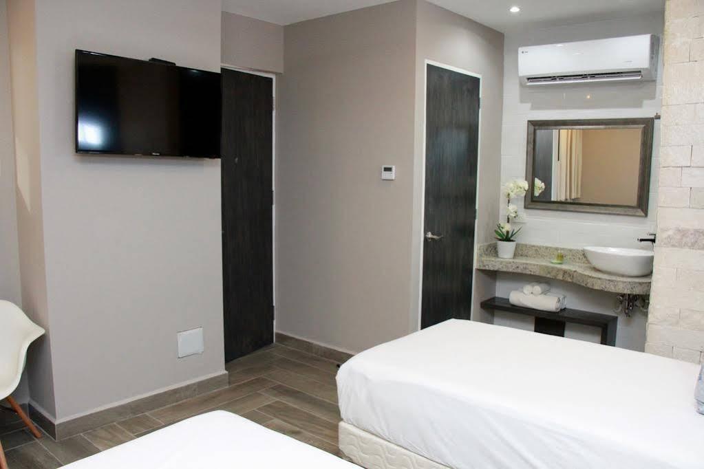 Illusion Xpress I Attraction Hotel Deluxe 普拉亚卡门 外观 照片