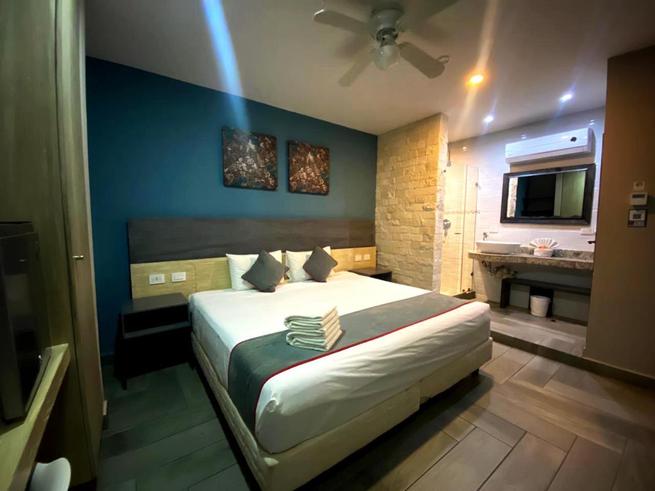 Illusion Xpress I Attraction Hotel Deluxe 普拉亚卡门 外观 照片