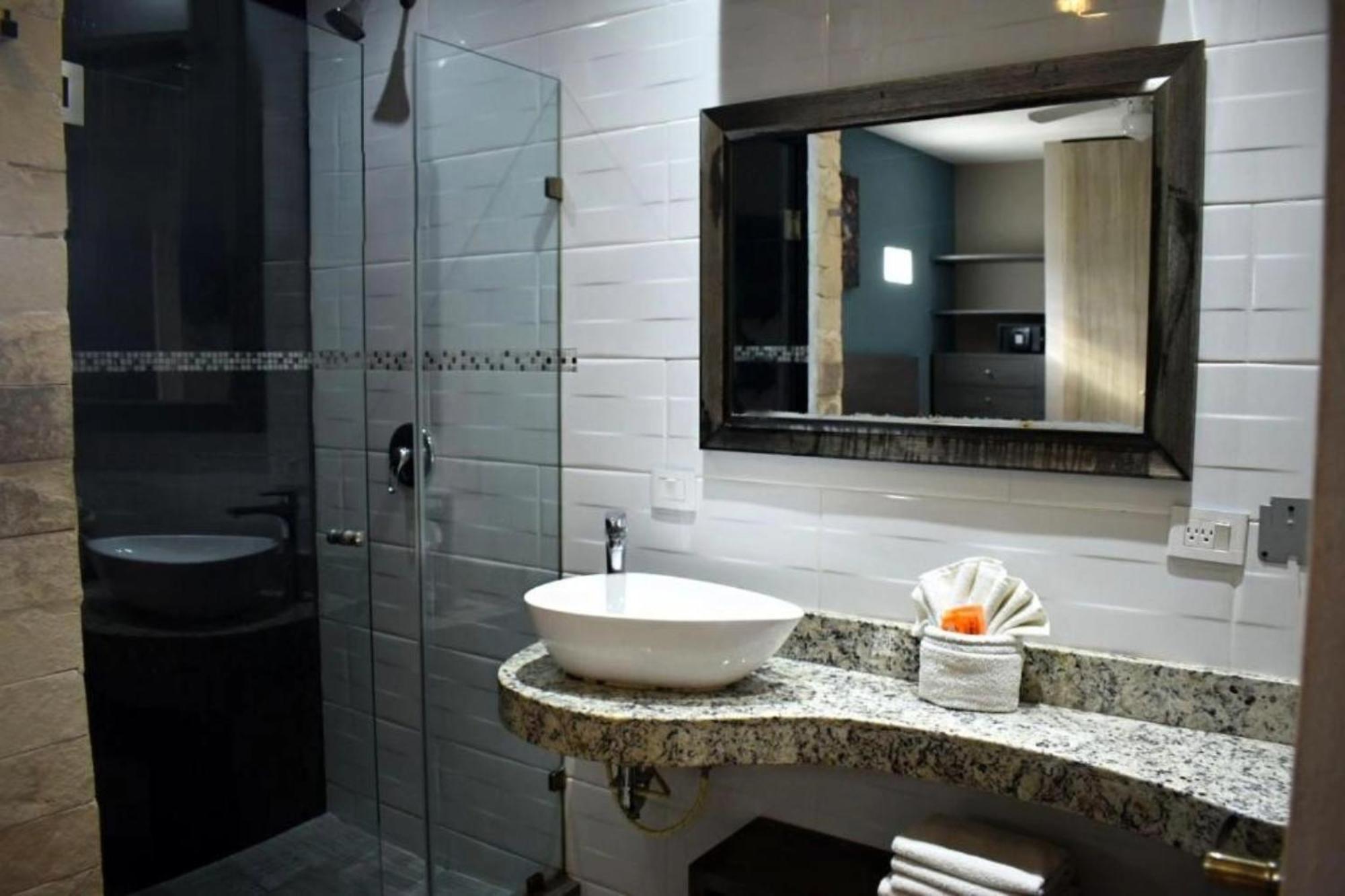 Illusion Xpress I Attraction Hotel Deluxe 普拉亚卡门 外观 照片